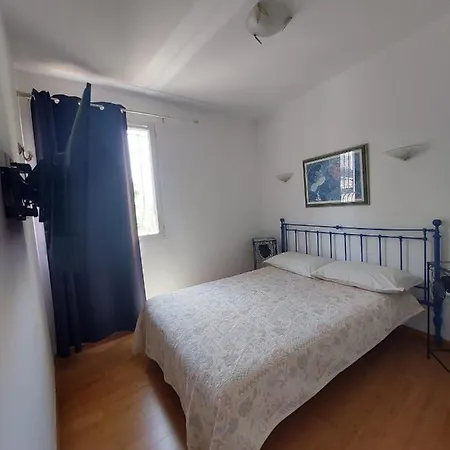Sea View Front Beach Apartment Deluxe Near Nice Airport Cagnes-sur-Mer Exterior photo