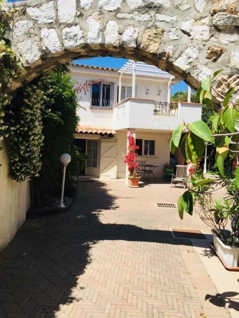 Apartment Sea View Front Deluxe Near Airport *