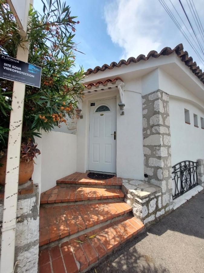 Apartment Sea View Front Deluxe Near Airport Cagnes-sur-Mer
